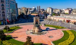 Taksim'de Yollar ve İstasyonlar Kapatıldı