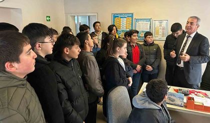 Zile'de öğrencilerle huzurevi sakinlerinin mektup arkadaşlığı