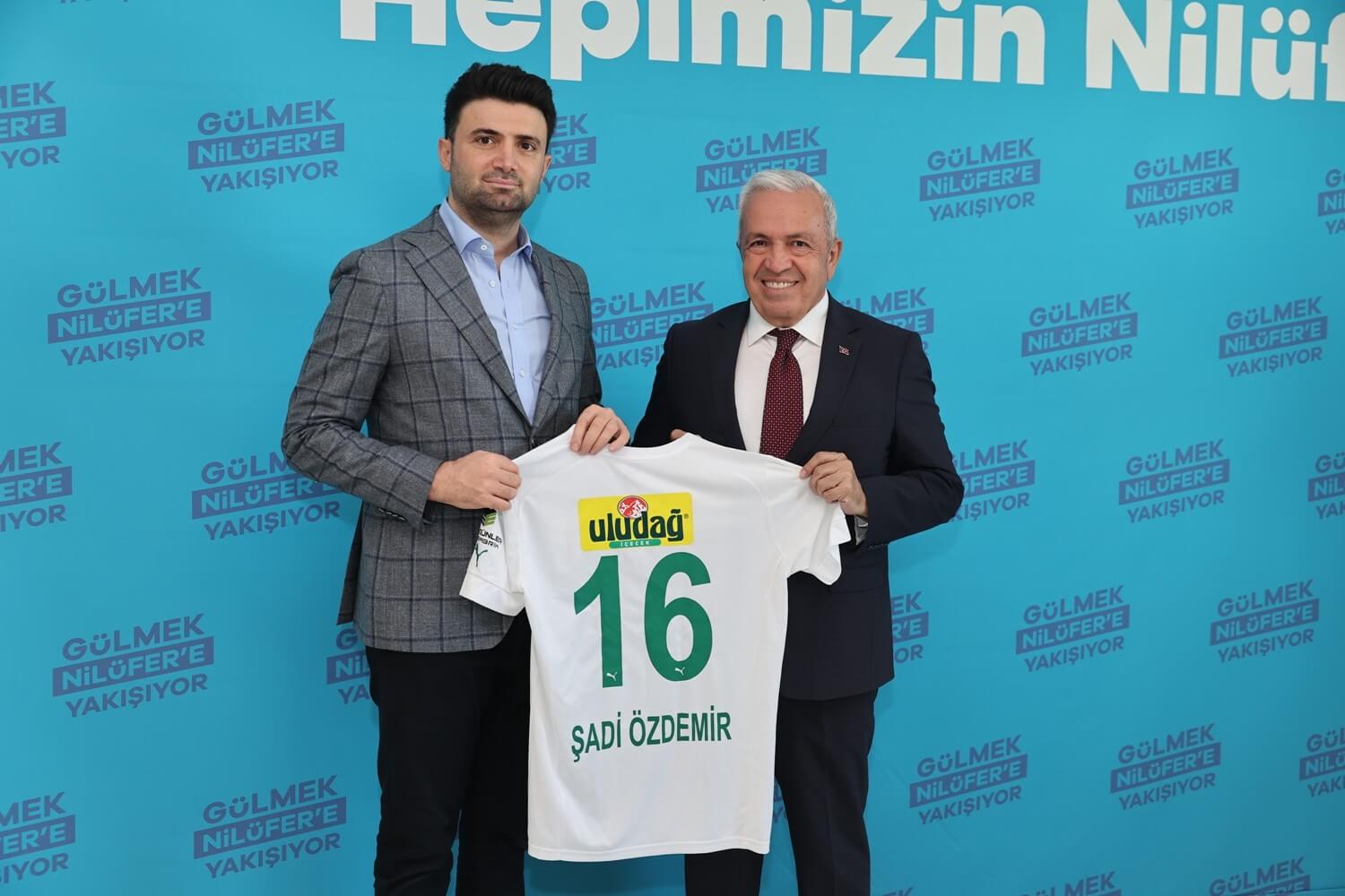 Bursaspor Yönetimi, Başkan Şadi Özdemir’e Anlamlı Bir Ziyaret Gerçekleştirdi Sol Tık Haber (1) (1)